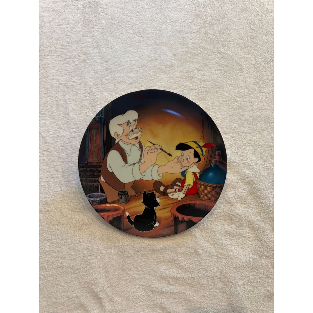 Disney Knowles 1989 Geppetto Creates Pinocchio Collector Plate 50th Anniversary